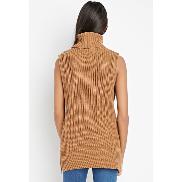 ⭐️ NWT Sleeveless Turtleneck Tunic - Picture 3 of 3